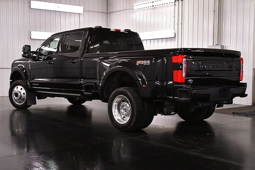 2025 Ford F-450SD Platinum DRW 8' Box