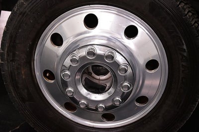 2025 Ford F-450SD Platinum DRW 8' Box