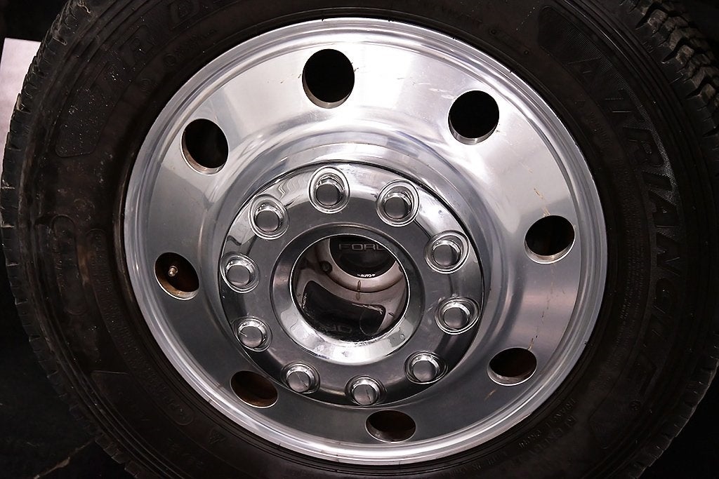 2025 Ford F-450SD Platinum DRW 8' Box