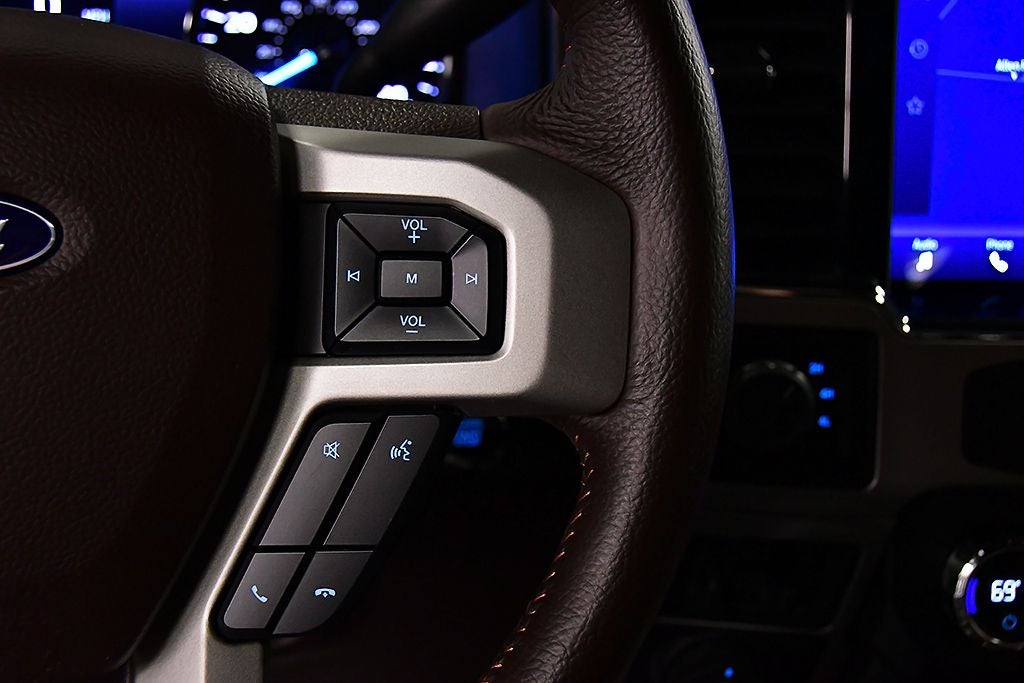2022 Ford F-450SD King Ranch DRW 8' Box