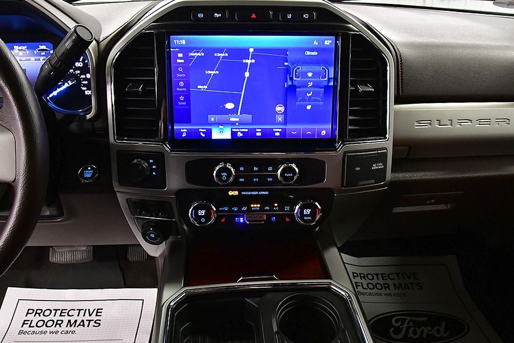 2022 Ford F-450SD King Ranch DRW 8' Box