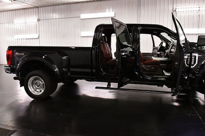 2022 Ford F-450SD King Ranch DRW 8' Box