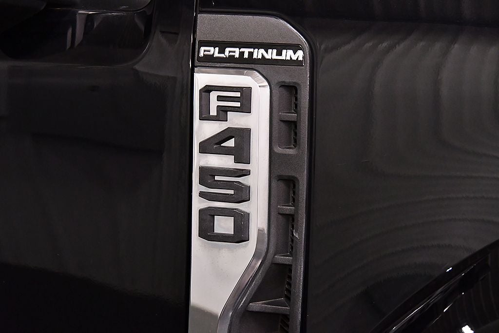 2023 Ford F-450SD Platinum DRW