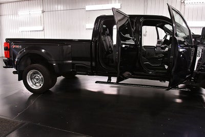 2023 Ford F-450SD Platinum DRW