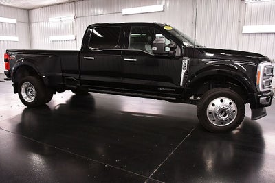 2023 Ford F-450SD Platinum DRW