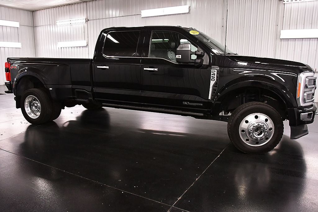 2023 Ford F-450SD Platinum DRW