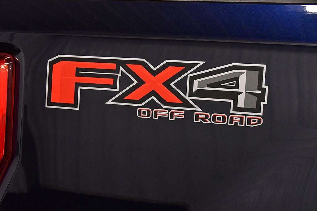 2022 Ford F-350SD XLT 6-3/4' Box