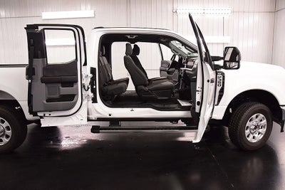 2023 Ford F-350SD XLT 8' Box