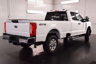 2023 Ford F-350SD XLT 8' Box