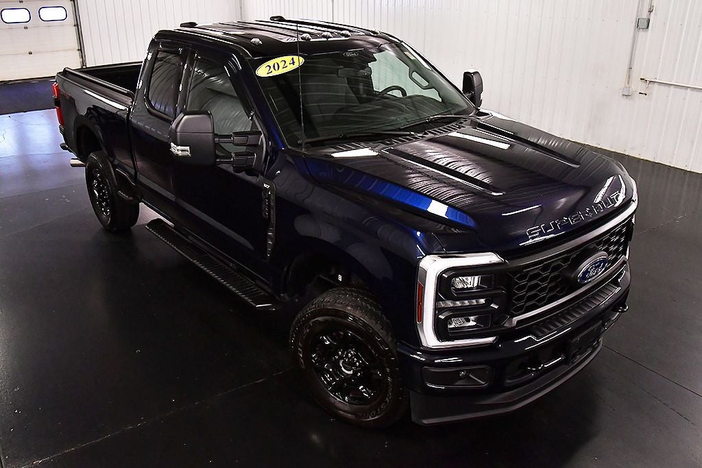 2024 Ford F-350SD XLT Sport 6-3/4' Box