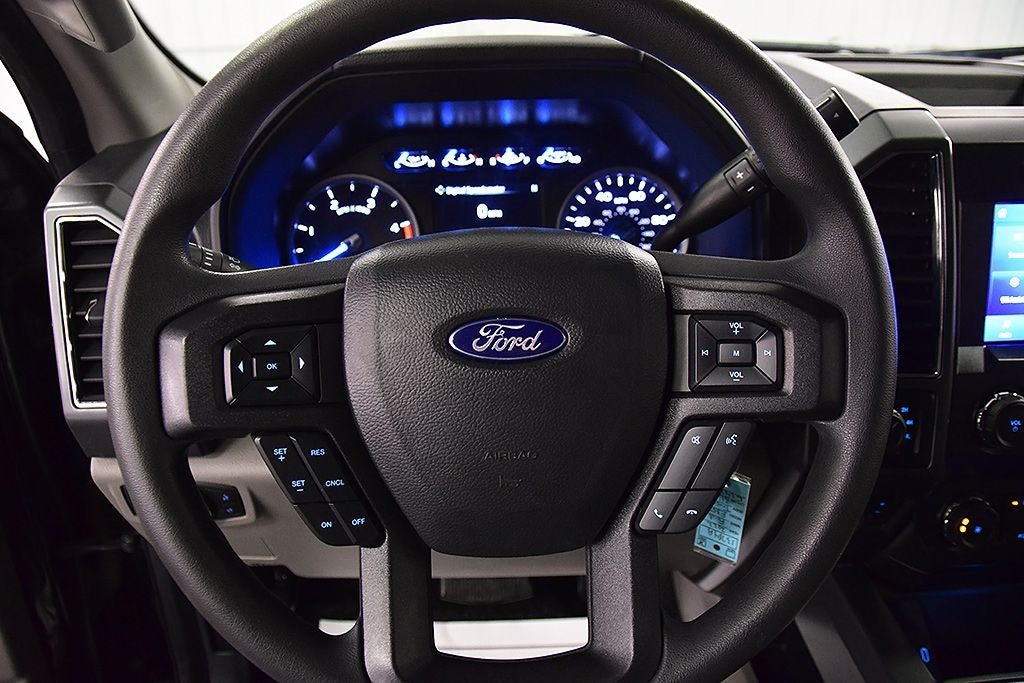 2022 Ford F-350SD XLT 8' Box