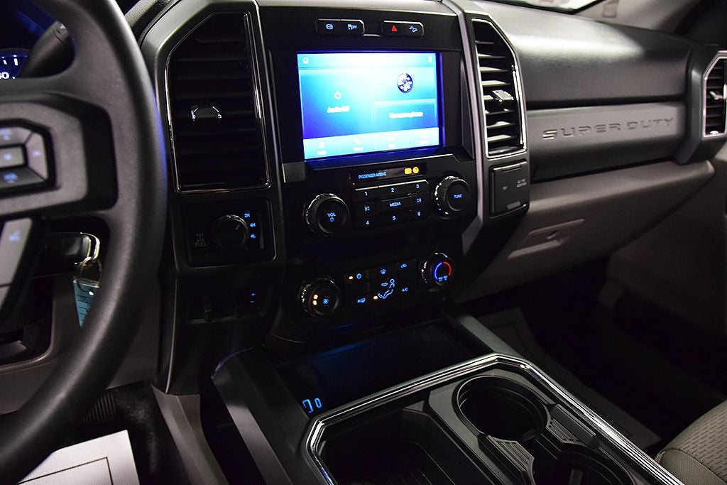 2022 Ford F-350SD XLT 8' Box