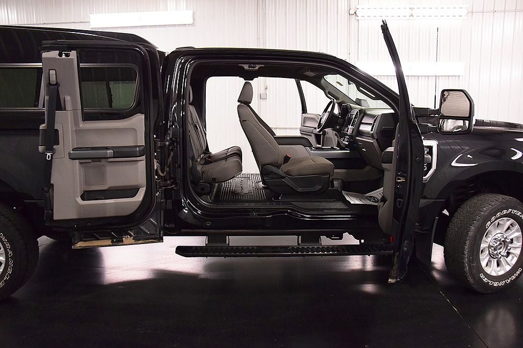 2022 Ford F-350SD XLT 8' Box