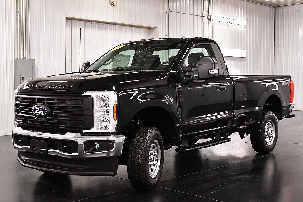 2027 Ford F-250SD XL 8' Box
