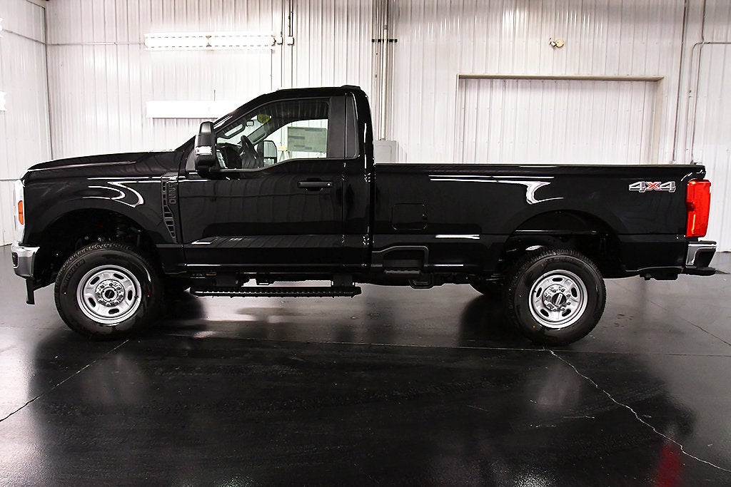 2027 Ford F-250SD XL 8' Box