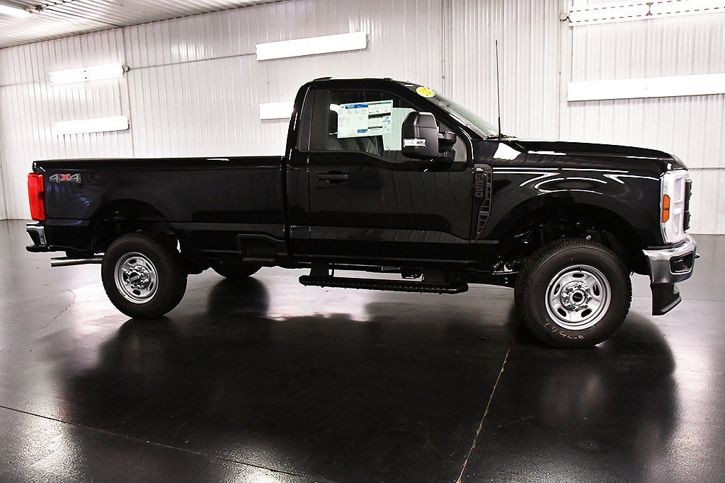 2027 Ford F-250SD XL 8' Box