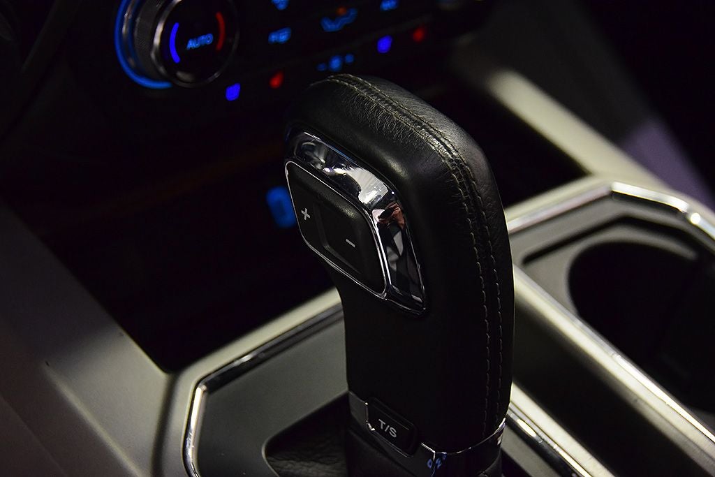 2016 Ford F-150 Lariat 5-1/2' Box