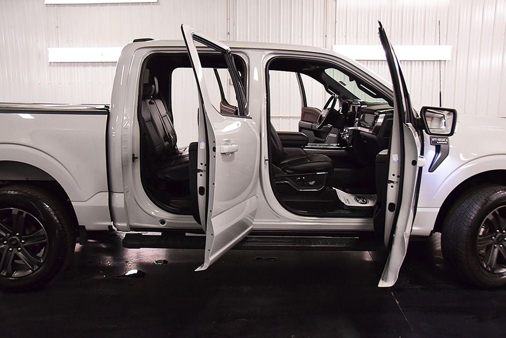 2023 Ford F-150 Lariat Sport 5-1/2' Box