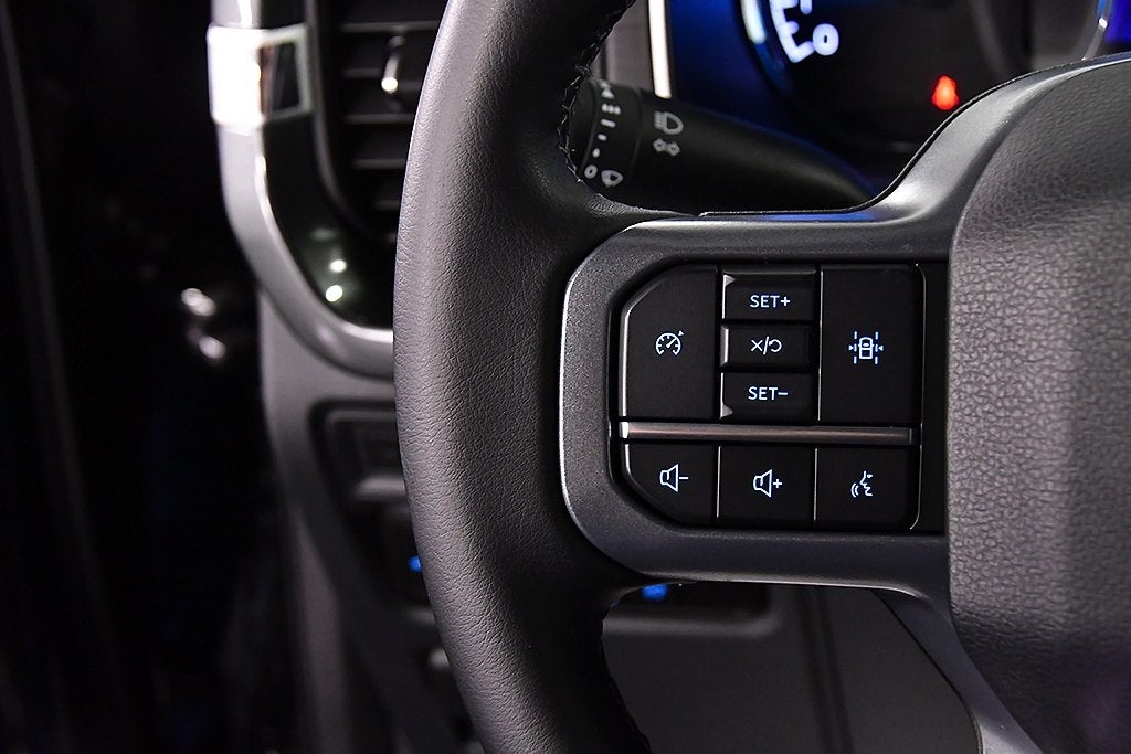 2023 Ford F-150 XLT Sport 5-1/2' Box