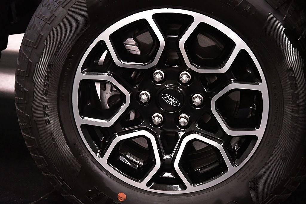 2023 Ford F-150 XLT Sport 5-1/2' Box