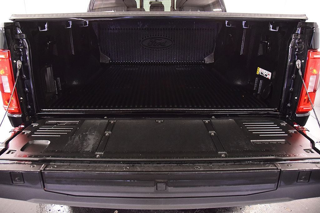 2022 Ford F-150 XLT Sport 5-1/2' Box