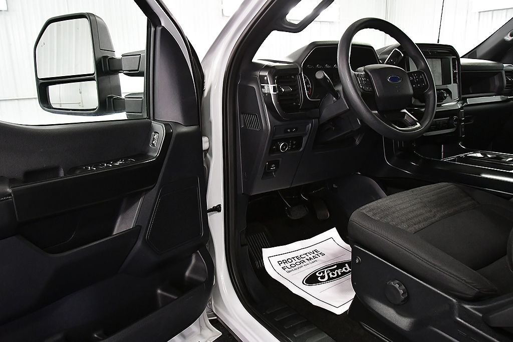 2023 Ford F-150 XL STX 5-1.2; Box