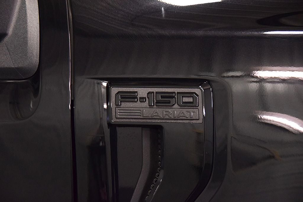 2023 Ford F-150 Lariat Sport 5-1/2' Box