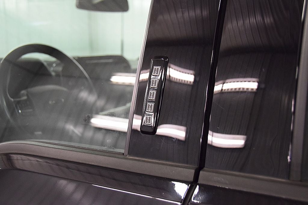 2023 Ford F-150 Lariat Sport 5-1/2' Box