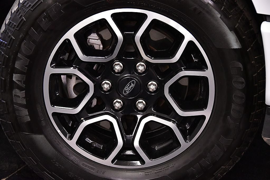 2022 Ford F-150 XLT Sport 5-1/2' Box