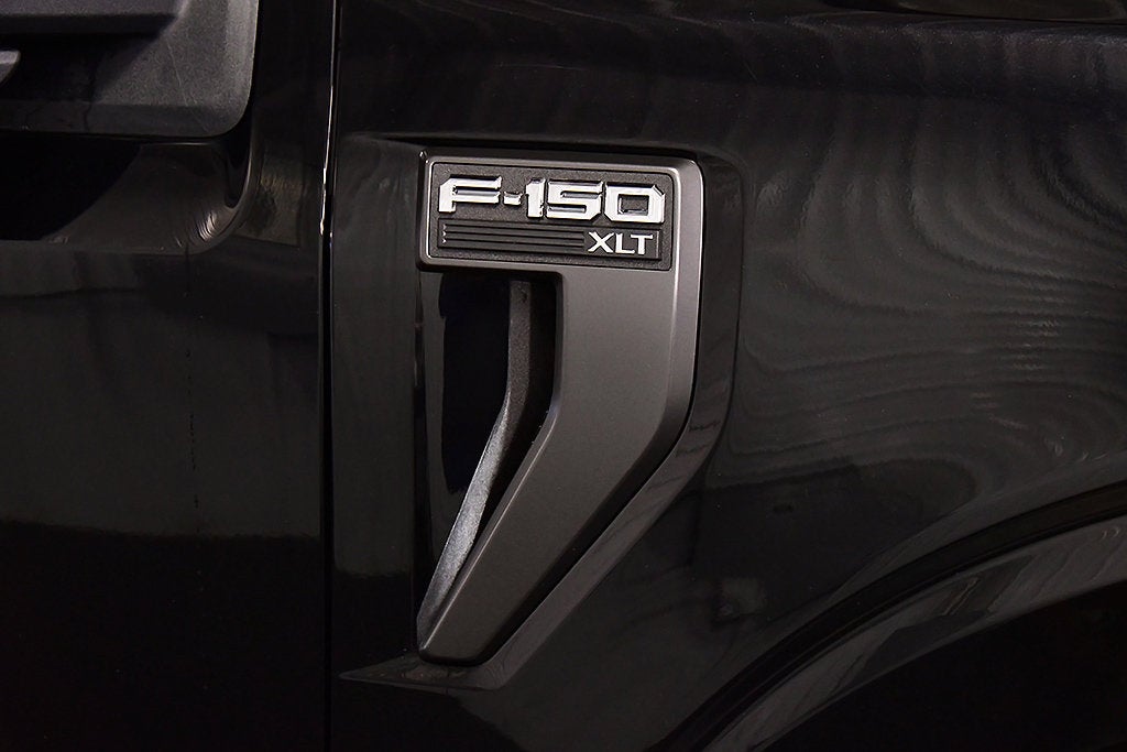 2022 Ford F-150 XLT Sport 5-1/2' Box