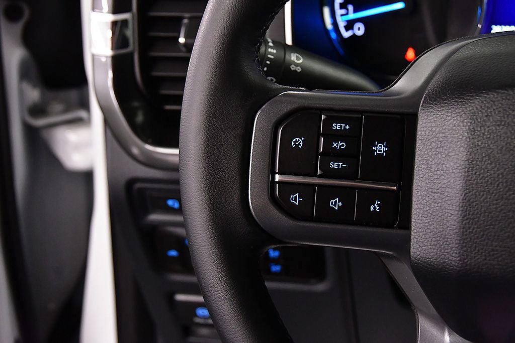 2023 Ford F-150 XLT Sport 5-1/2' Box