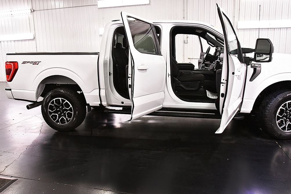2023 Ford F-150 XLT Sport 5-1/2' Box