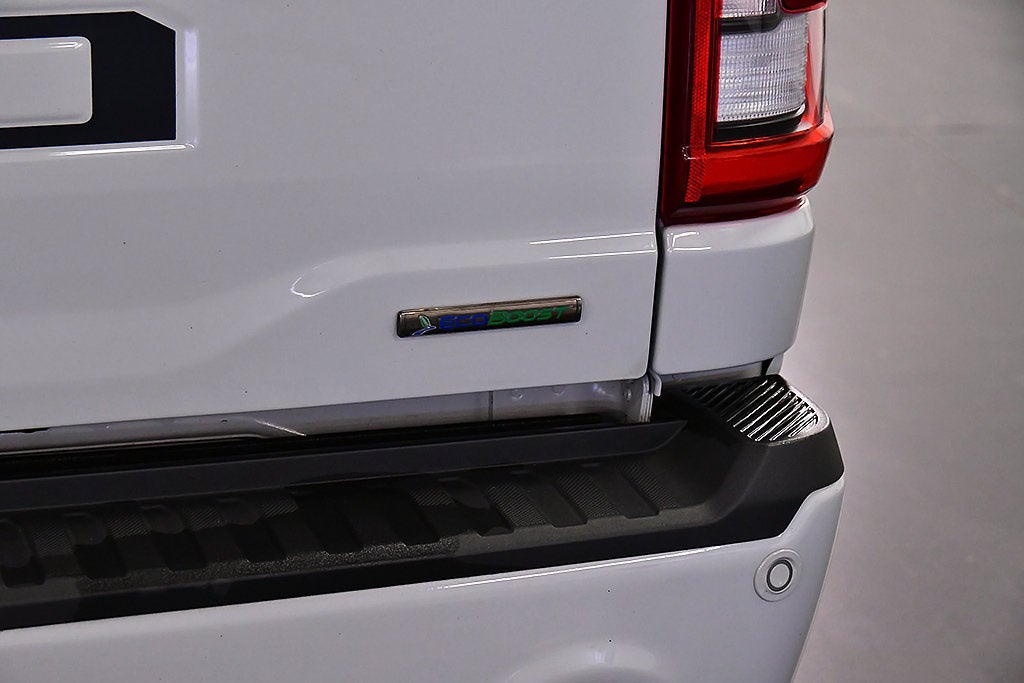 2023 Ford F-150 Lariat Sport 5-1/2' Box