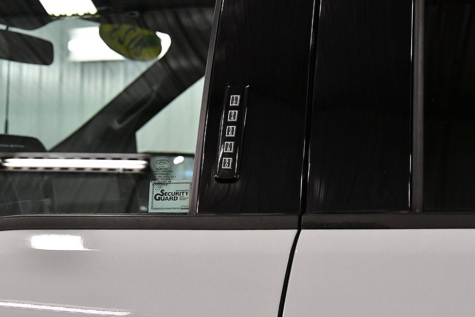 2023 Ford F-150 Lariat Sport 5-1/2' Box