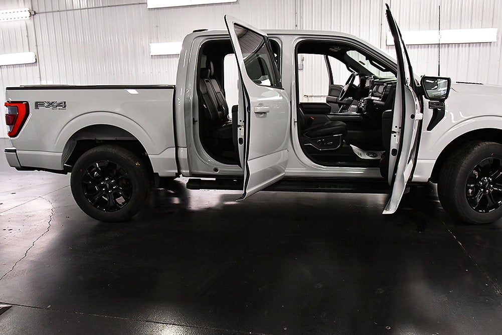2023 Ford F-150 Lariat Sport 5-1/2' Box