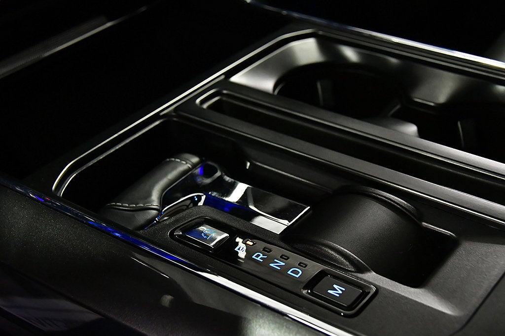 2023 Ford F-150 Lariat Sport 5-1/2' Box