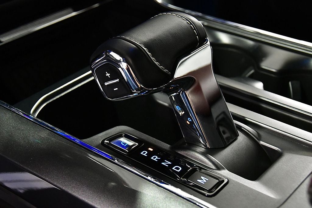 2023 Ford F-150 Lariat Sport 5-1/2' Box