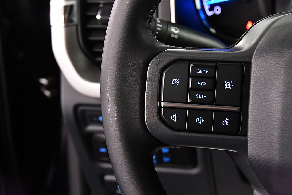 2023 Ford F-150 XLT Sport 5-1/2' Box