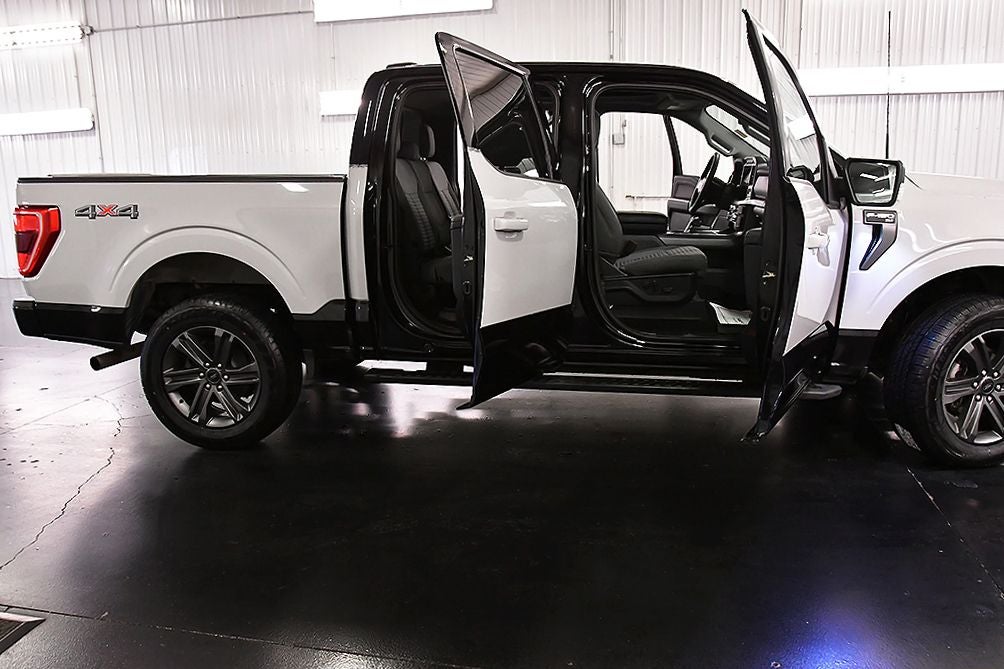 2023 Ford F-150 XLT Sport 5-1/2' Box