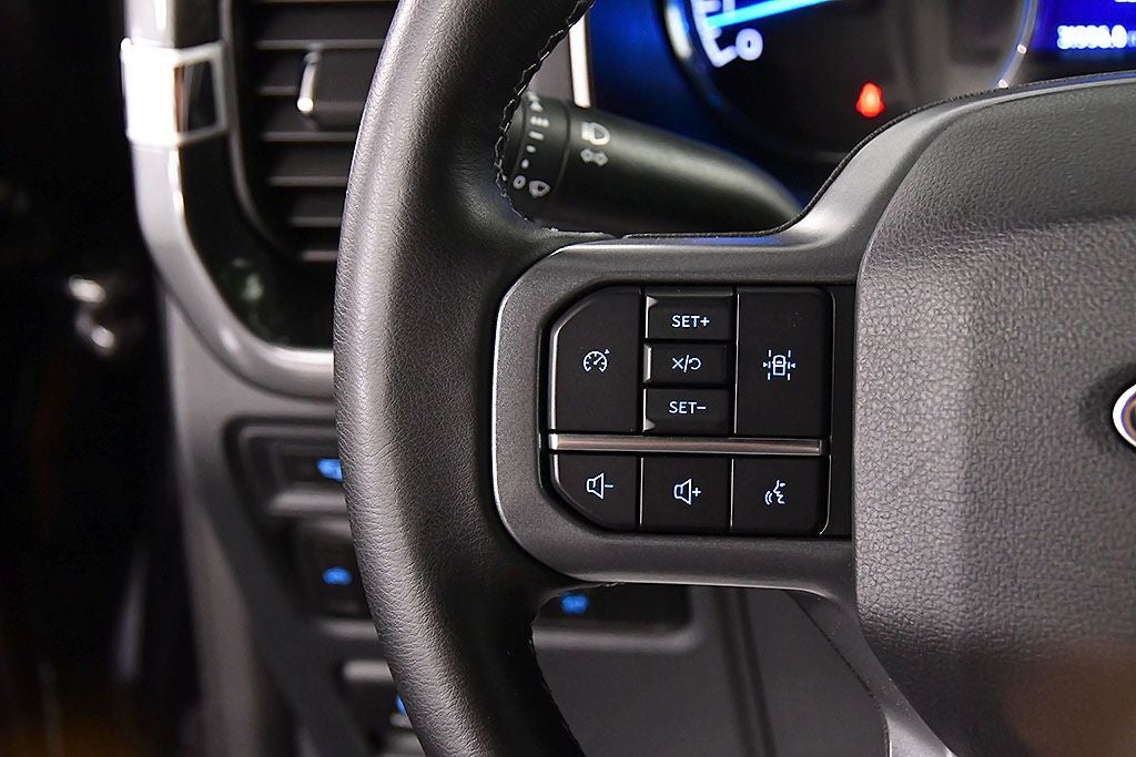 2023 Ford F-150 XLT Sport 5-1/2' Box