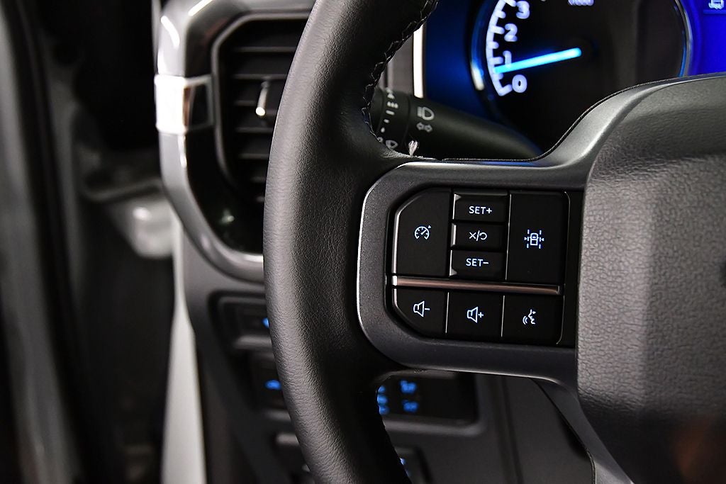 2023 Ford F-150 XLT Sport 5-1/2' Box