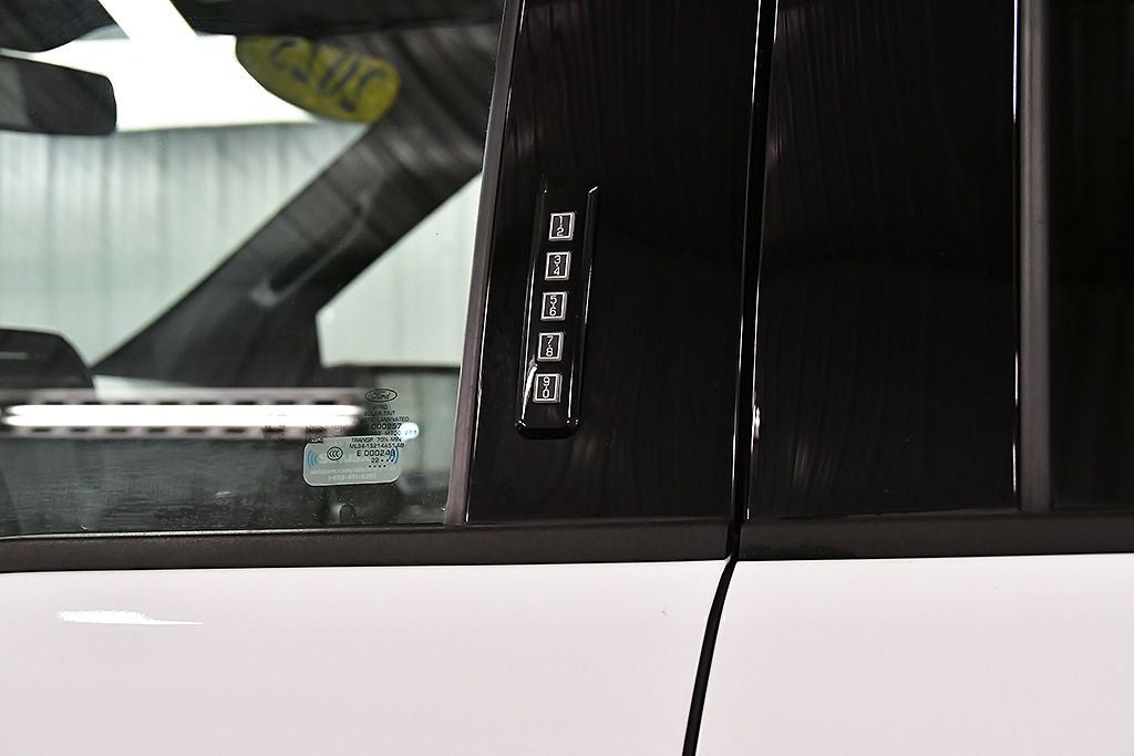 2023 Ford F-150 XLT Sport 5-1/2' Box