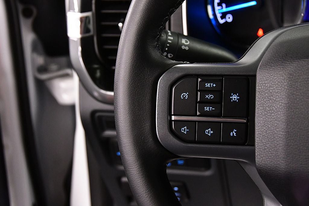 2023 Ford F-150 XLT Sport 5-1/2' Box