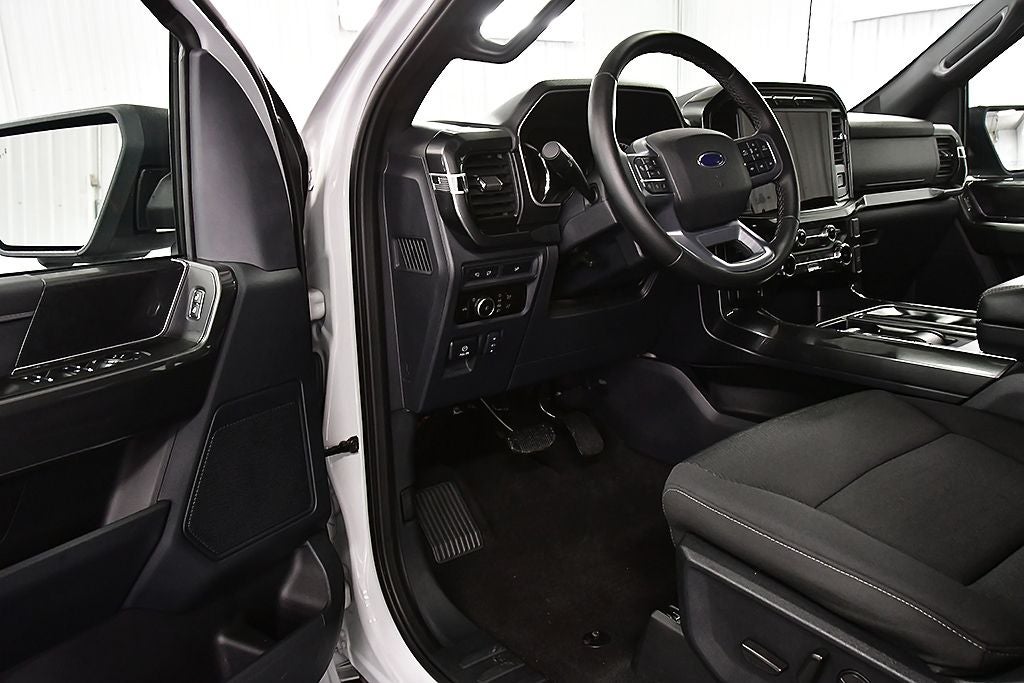 2023 Ford F-150 XLT Sport 5-1/2' Box