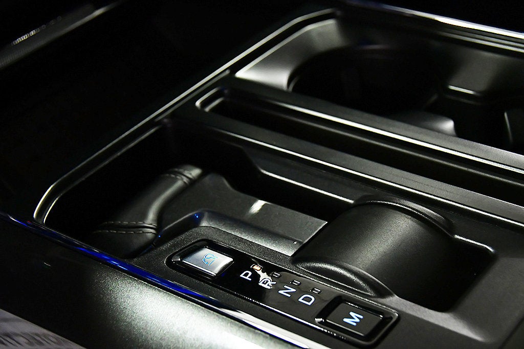 2023 Ford F-150 Lariat Sport 5-1/2' Box