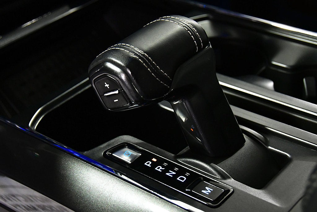 2023 Ford F-150 Lariat Sport 5-1/2' Box
