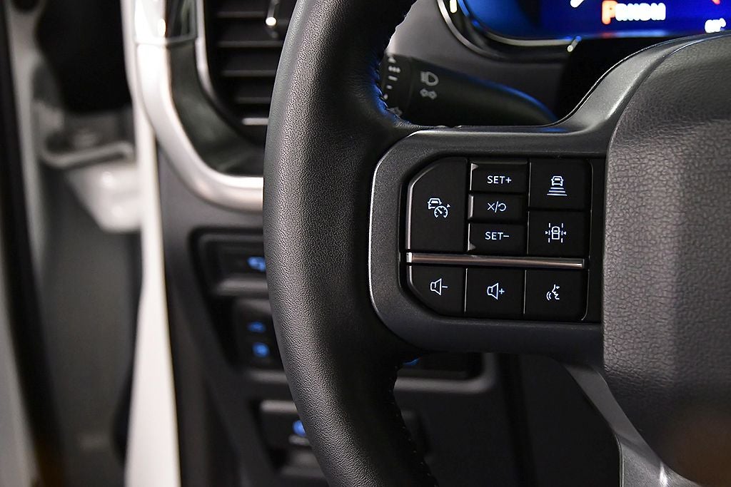 2023 Ford F-150 Lariat Sport 5-1/2' Box