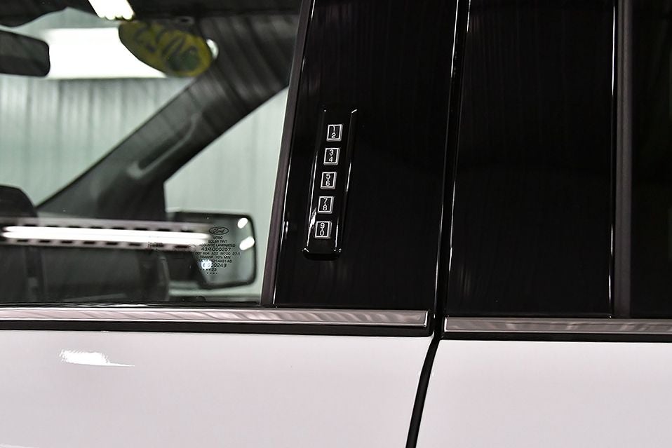 2023 Ford F-150 Lariat 5-1/2' Box