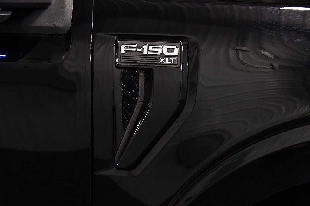 2022 Ford F-150 XLT Sport 5-1/2' Box