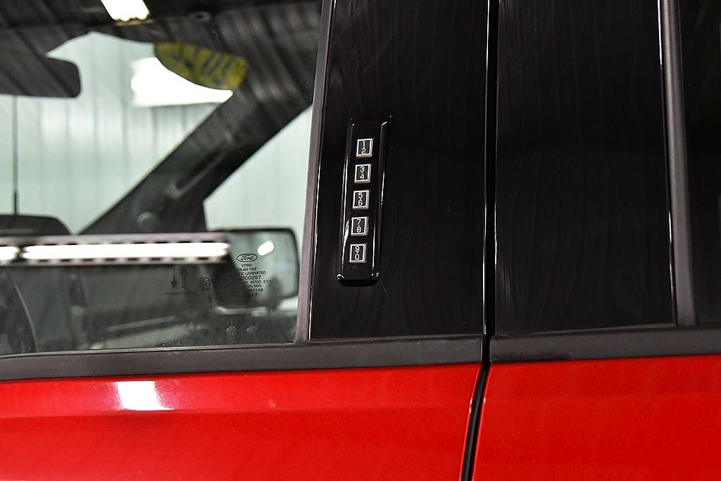 2022 Ford F-150 Lariat Sport 5-1/2' Box